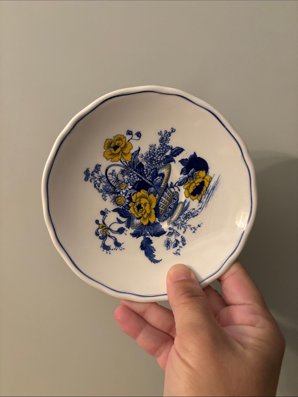 Vintage Enoch Wedgwood White Porcelain trinket dish with Blue Backstamp